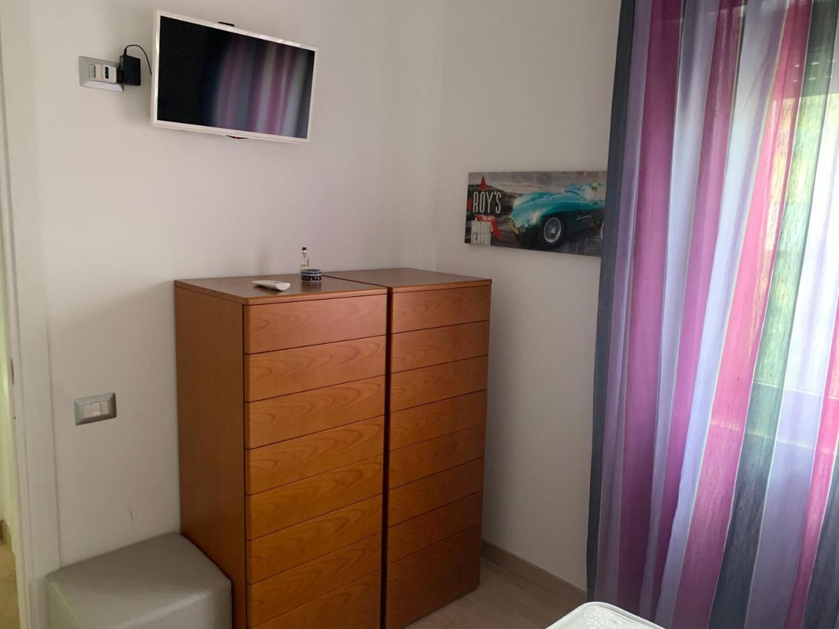 La Maison Lilla, Sabaudia Buitenkant foto