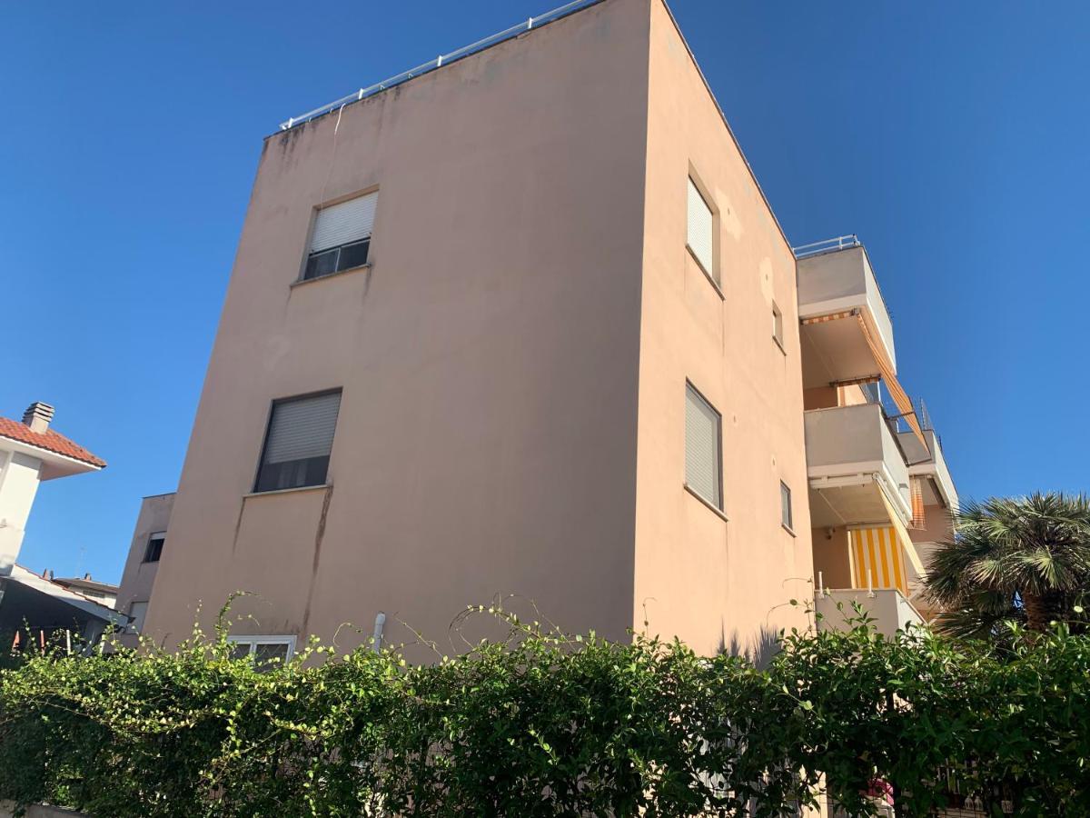 La Maison Lilla, Sabaudia Buitenkant foto